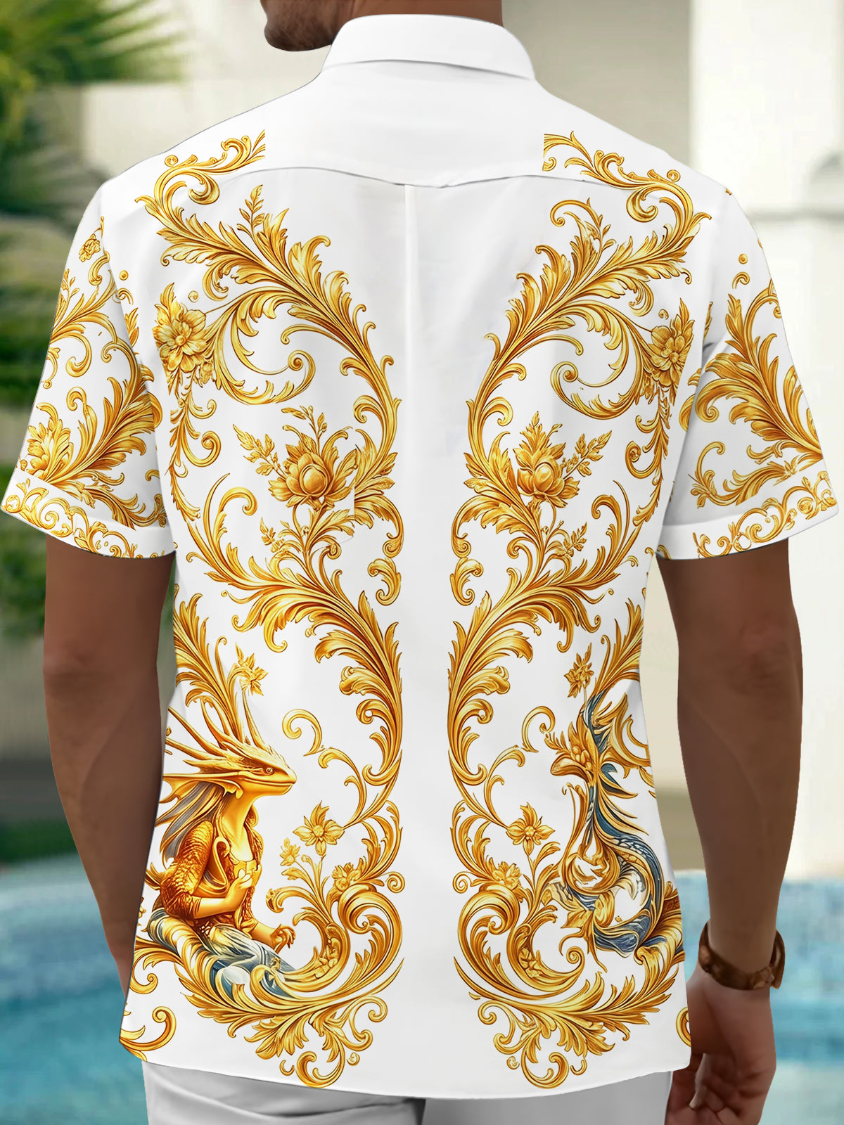 Art Luxury Gilded Scroll Grass Dragon Pattern Men's Pocket Short Sleeve Shirts