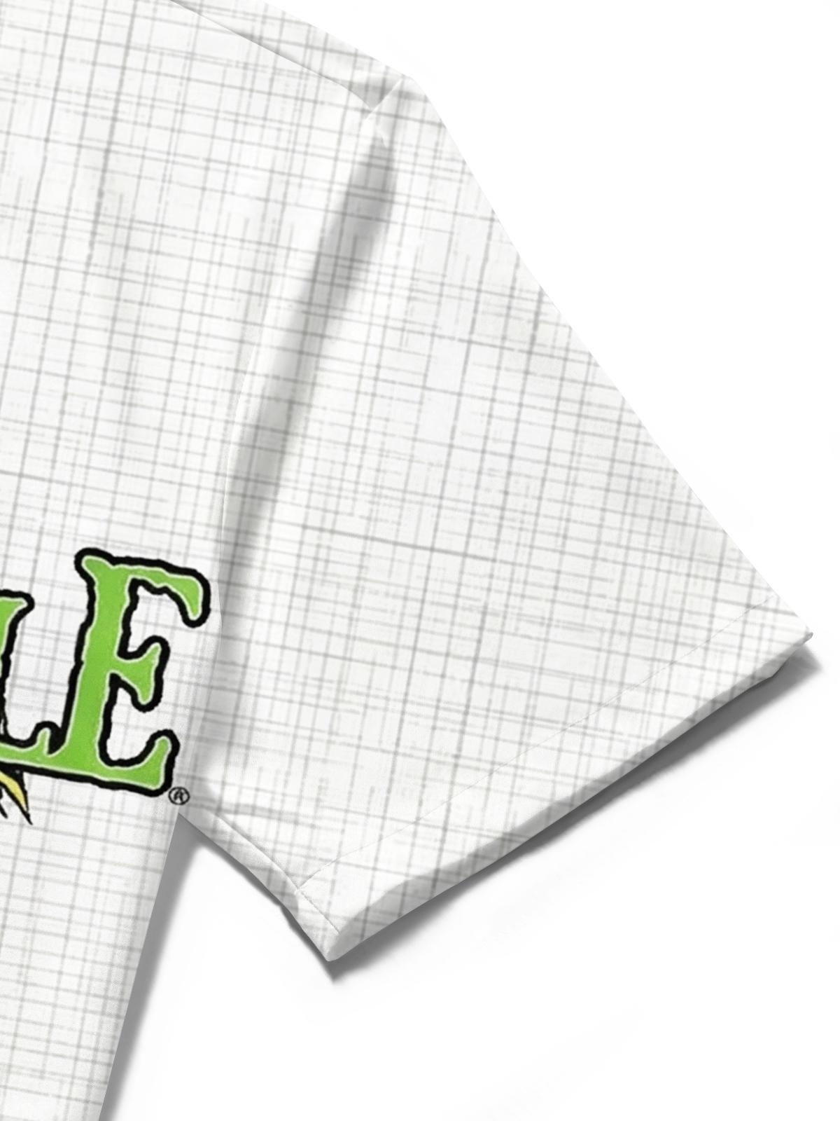 men's Hawaiian shirt close-up short sleeve