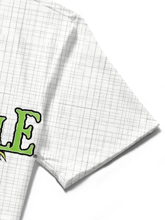men's Hawaiian shirt close-up short sleeve