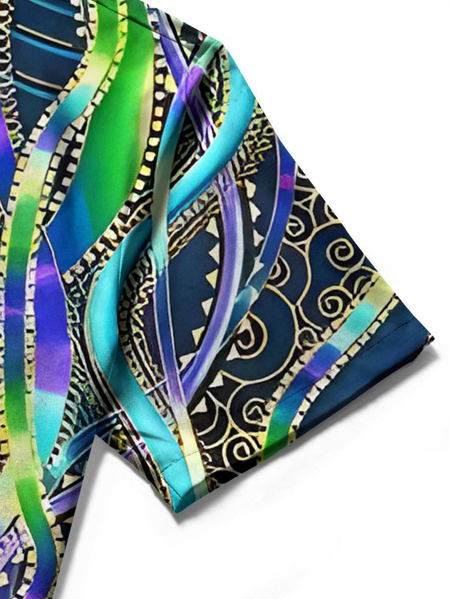 men's geometric pocket short sleeve shirt detail close-up