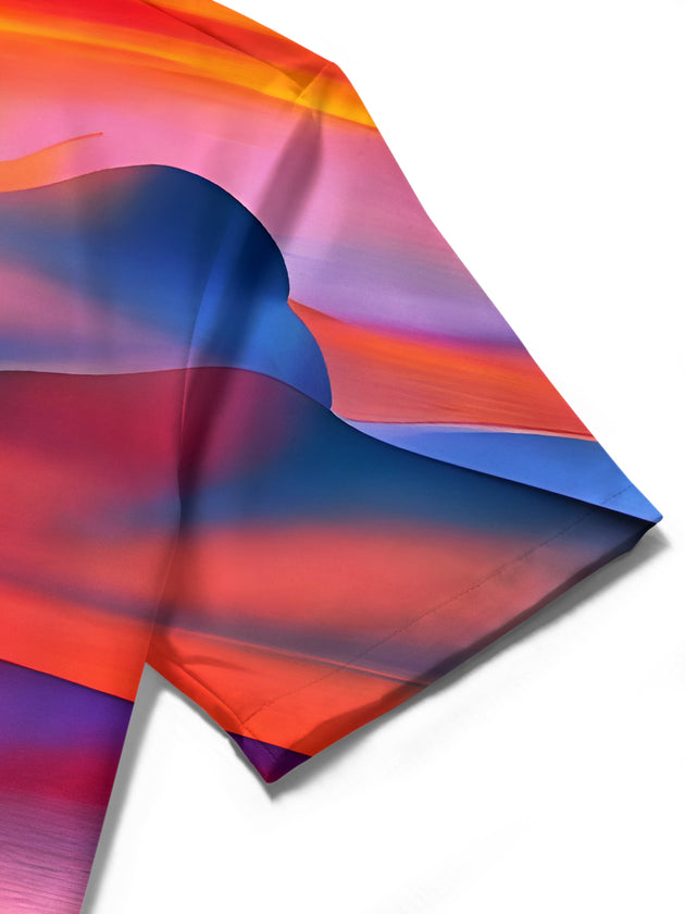 men's Hawaiian shirt close-up short sleeve