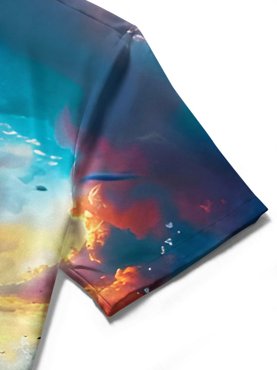 men's Hawaiian shirt close-up short sleeve