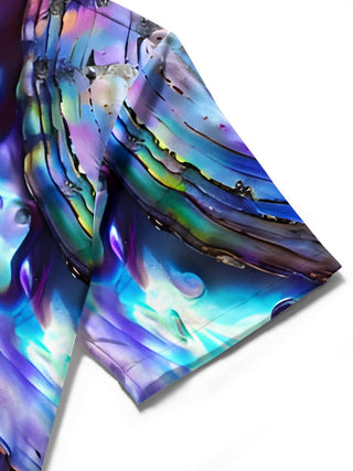 men's Hawaiian shirt close-up short sleeve