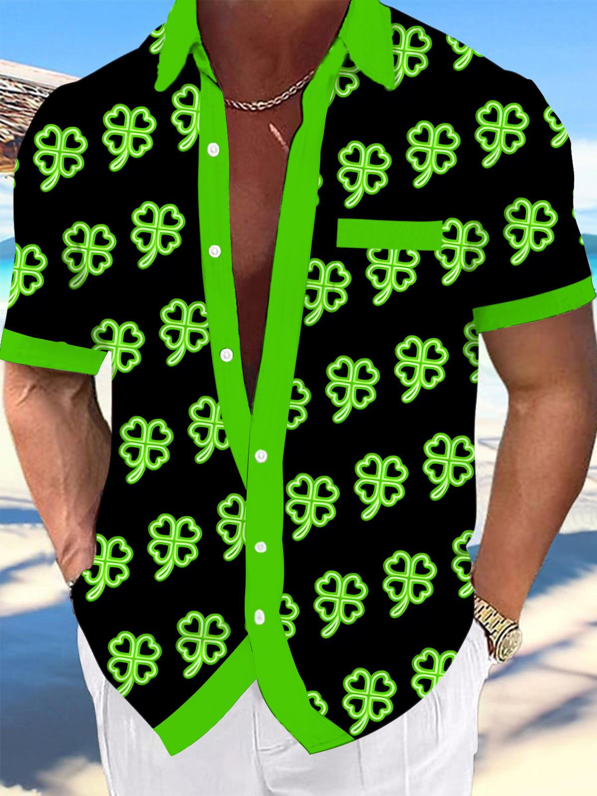 Four Leaf Clover Print Men's Pocket Short Sleeve Shirts