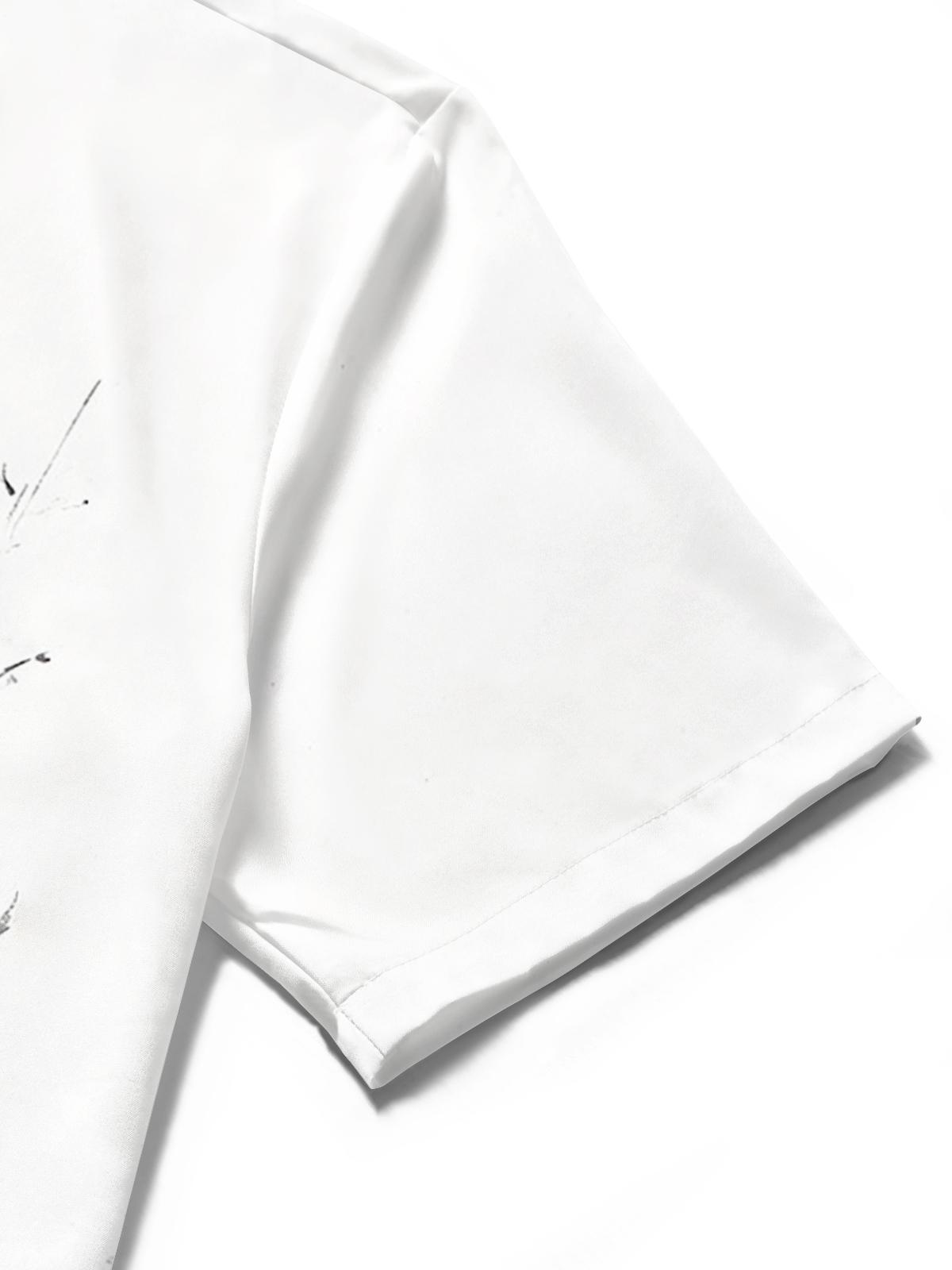 men's printed shirt close-up short sleeve