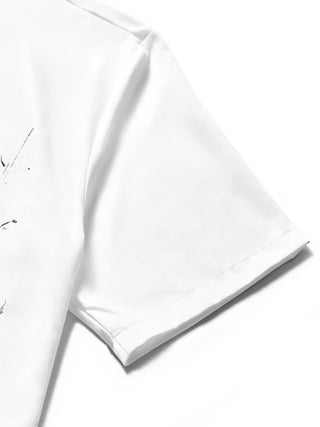men's printed shirt close-up short sleeve