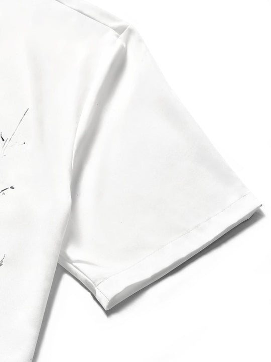 men's printed shirt close-up short sleeve