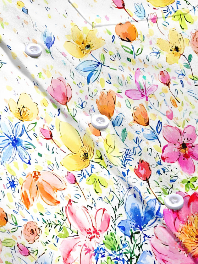 Men's floral print short sleeve shirt flat lay pattern detail