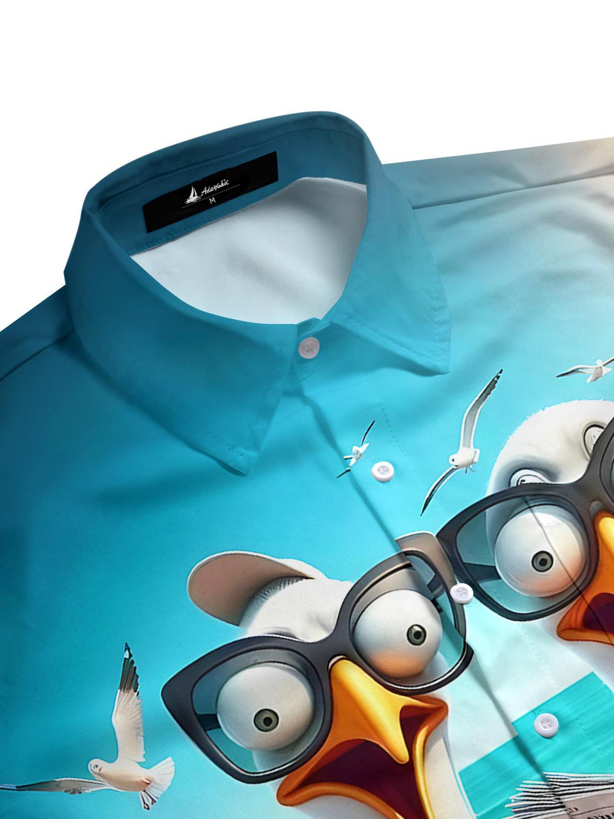 Funny Seagull Read Newspapers Men's Pocket Short Sleeve Shirts