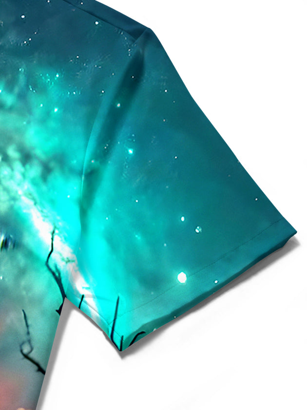 men's printed shirt close-up short sleeve