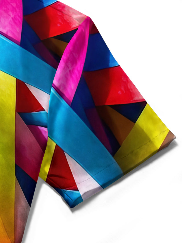 men's printed shirt close-up short sleeve