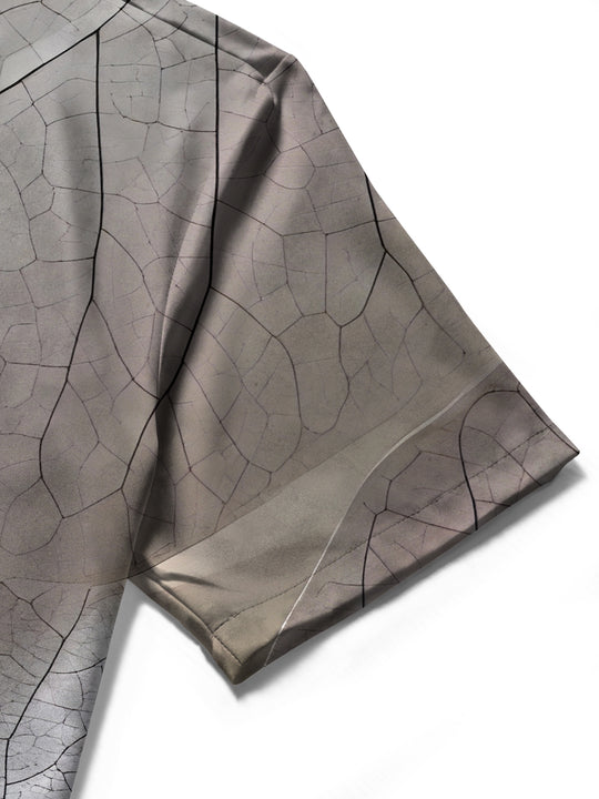 men's printed shirt close-up short sleeve