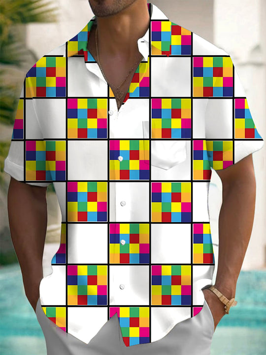 Men geometric print short sleeve shirt front view