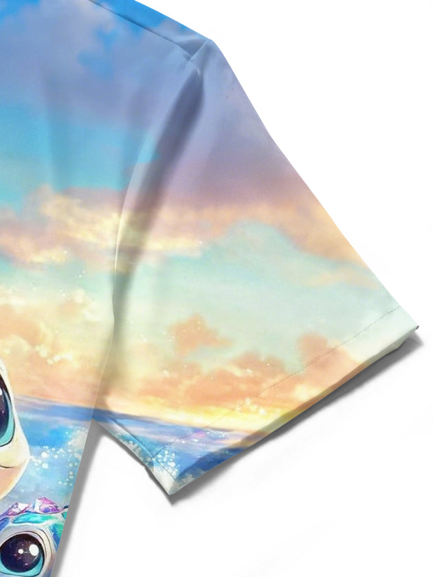 men's printed shirt close-up short sleeve