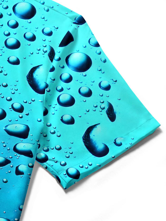 men's printed shirt close-up short sleeve