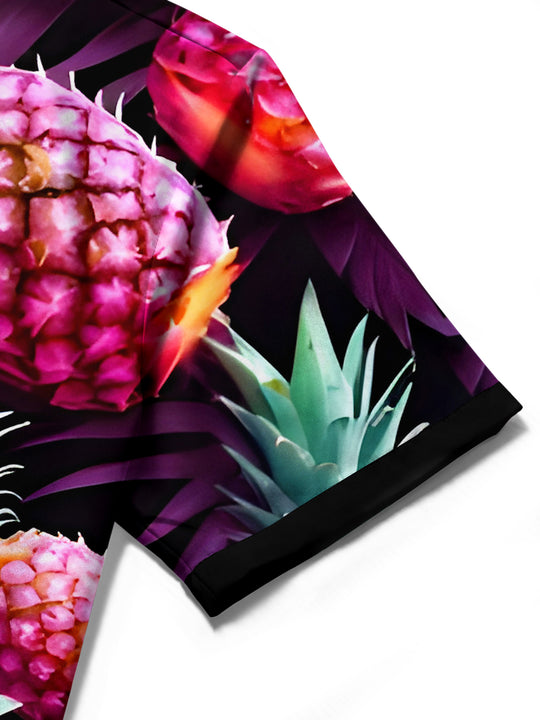 men's Hawaiian shirt close-up short sleeve