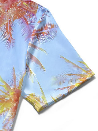 men's Hawaiian shirt close-up short sleeve