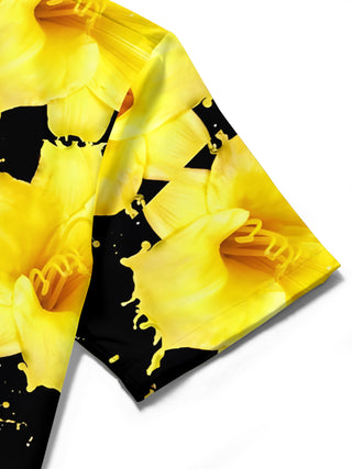 men's floral shirt close-up short sleeve