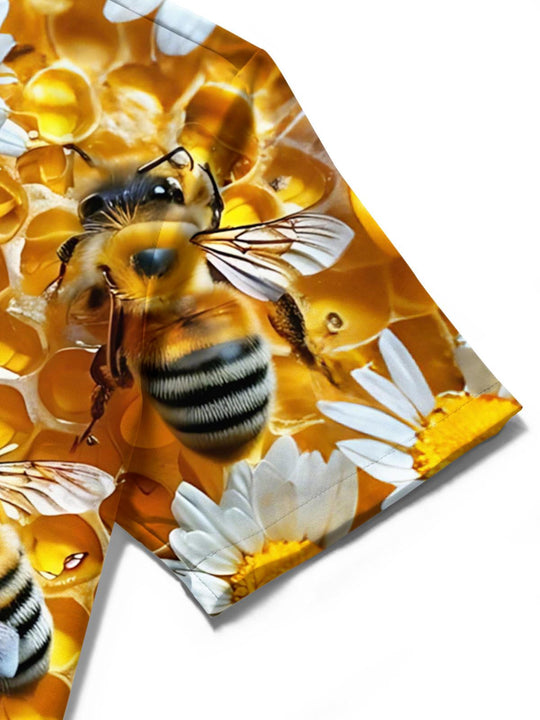 Men's bee daisy print short sleeve shirt close-up of pocket embroidery detail