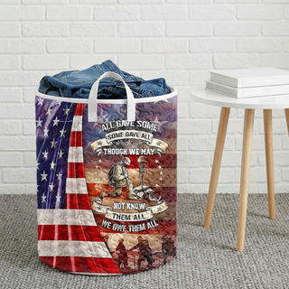 Men's red white blue star quilted hamper lifestyle scene for vacation Independence Day