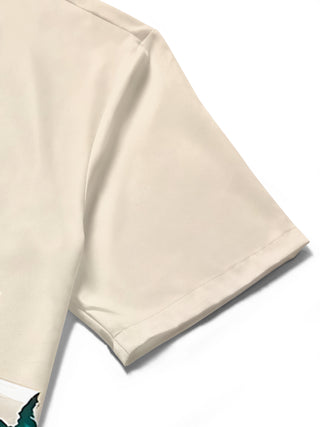 men's Hawaiian shirt close-up short sleeve