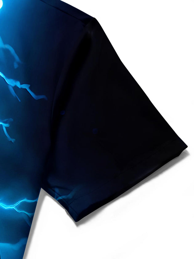 men's printed shirt close-up short sleeve