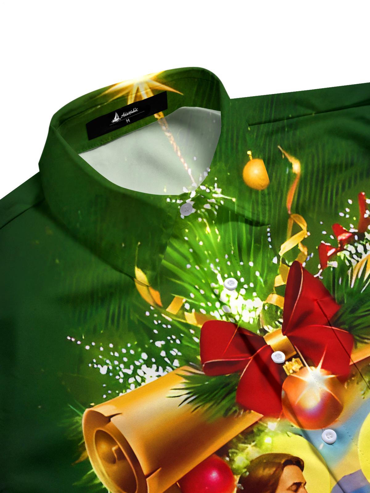 Holy Family In Golden Scroll Religious Art Men's Pocket Short Sleeve Shirts