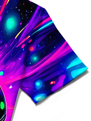 men's printed shirt close-up short sleeve