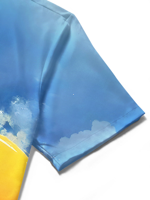 men's Hawaiian shirt close-up short sleeve