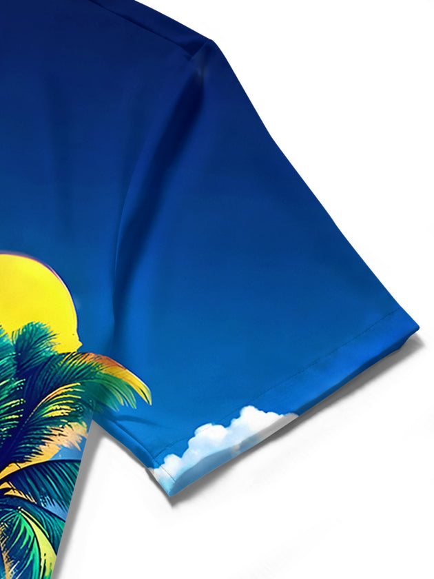 men's Hawaiian shirt close-up short sleeve