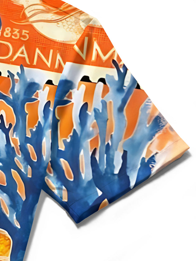 men's printed shirt close-up short sleeve