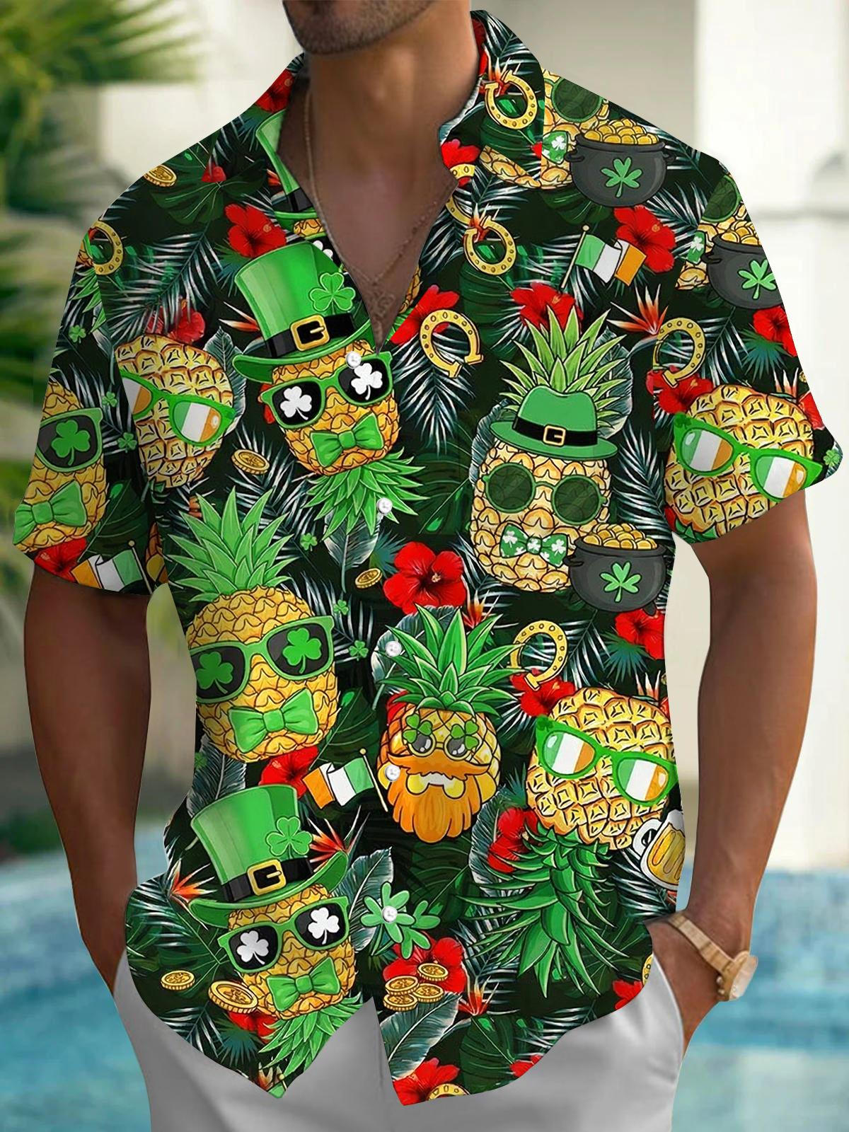 St. Patrick's Day Pineapple Skull Print Men's Pocket Short Sleeve Shirts