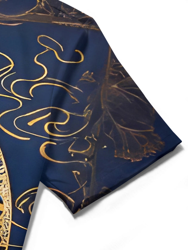 men's printed shirt close-up short sleeve