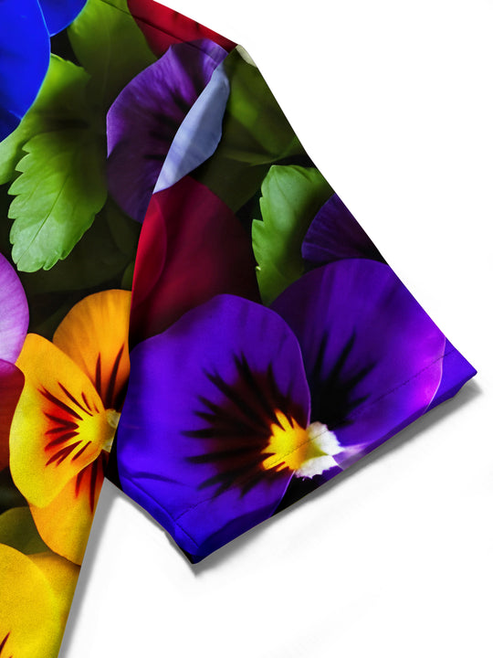 Men's floral pocket short sleeve shirt close-up fabric detail