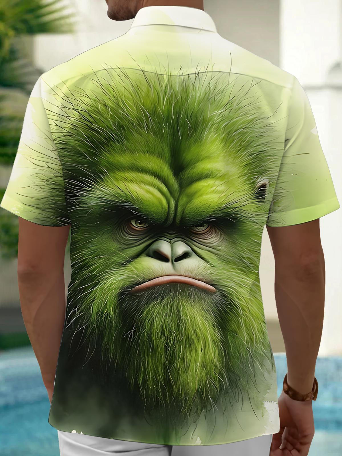 Green Orangutan Print Men's Pocket Short Sleeve Shirts