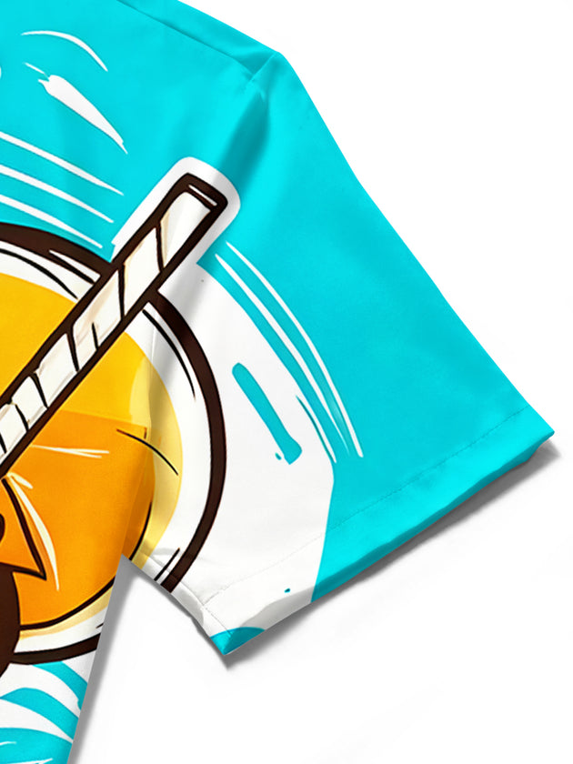 men's Hawaiian shirt close-up short sleeve