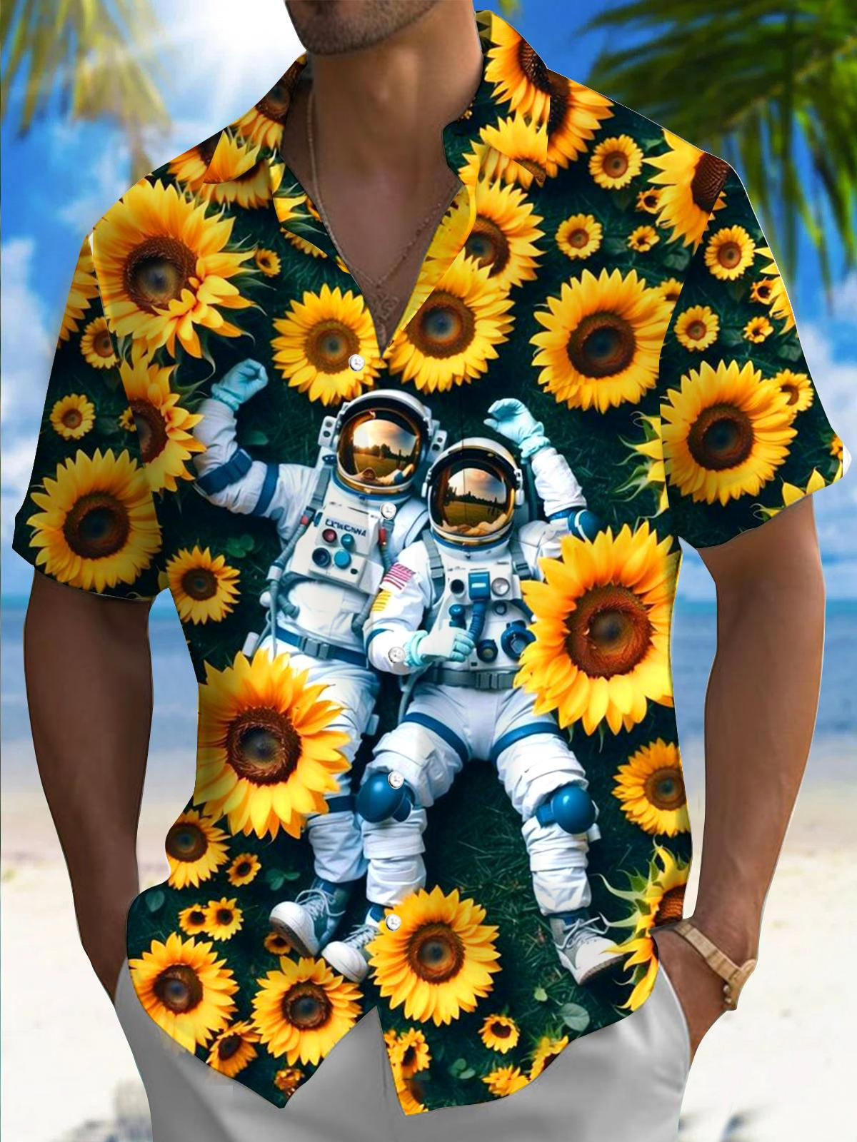 Sunflower Astronaut Print Men's Pocket Short Sleeve Shirts