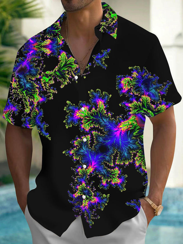 men abstract print short sleeve shirt front view
