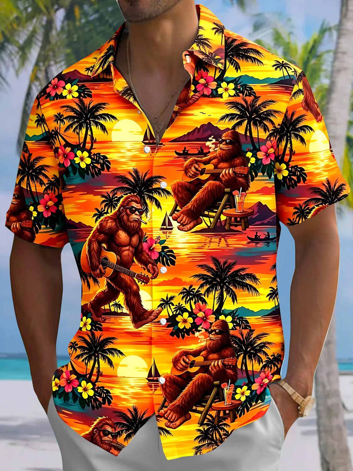 Hawaiian Coconut Tree Sunset Bigfoot Men's Pocket Short Sleeve Shirts