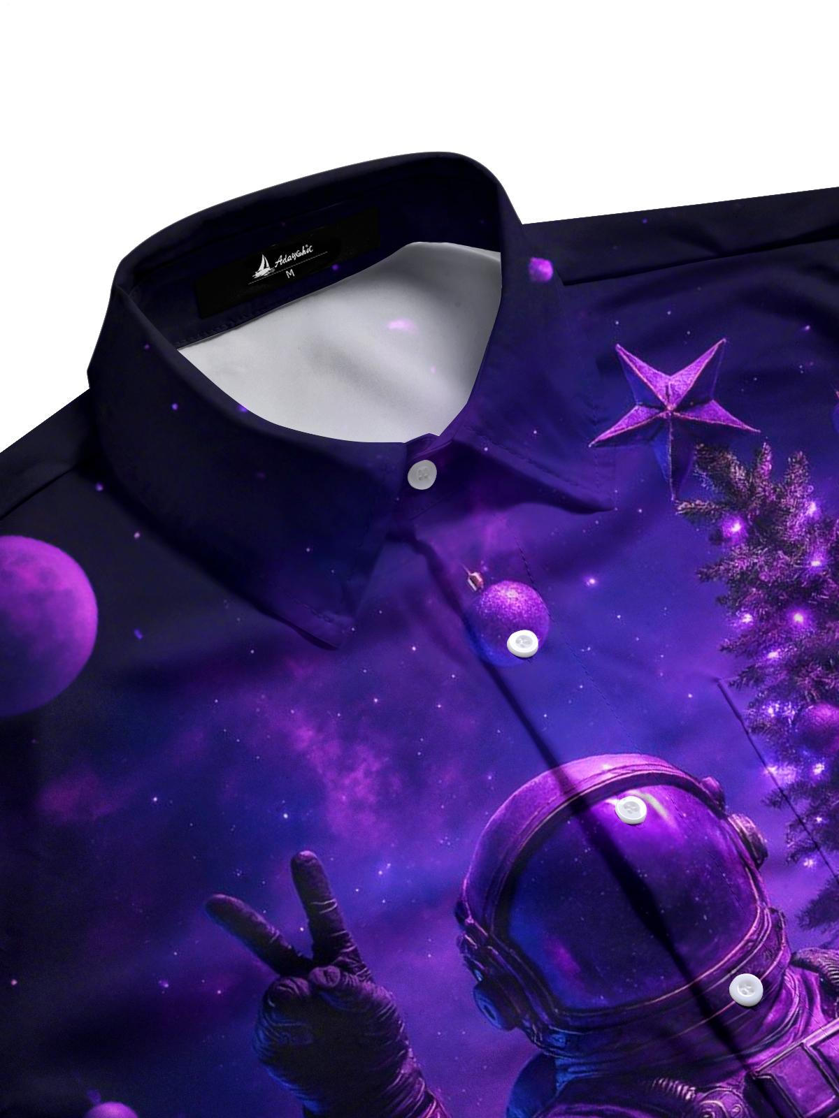 Astronaut Christmas Tree Print Men's Pocket Short Sleeve Shirts