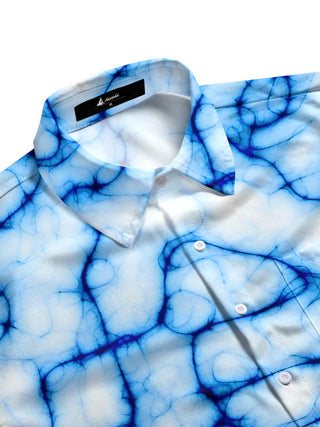 men's short sleeve shirt side view