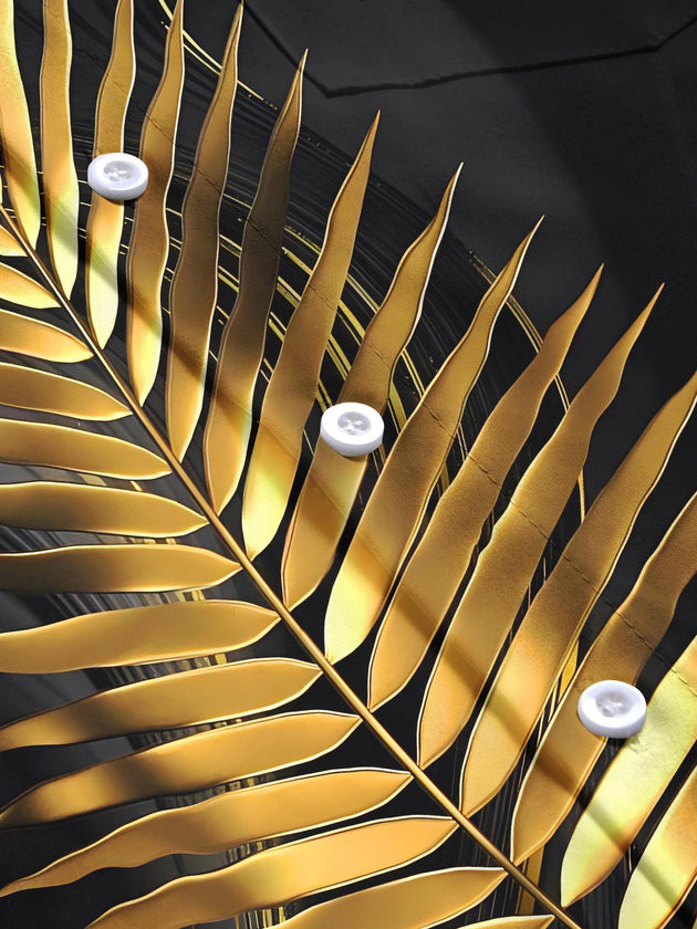 men's printed shirt close-up short sleeve