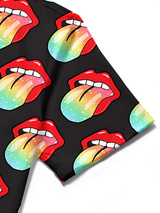 men's printed shirt close-up short sleeve