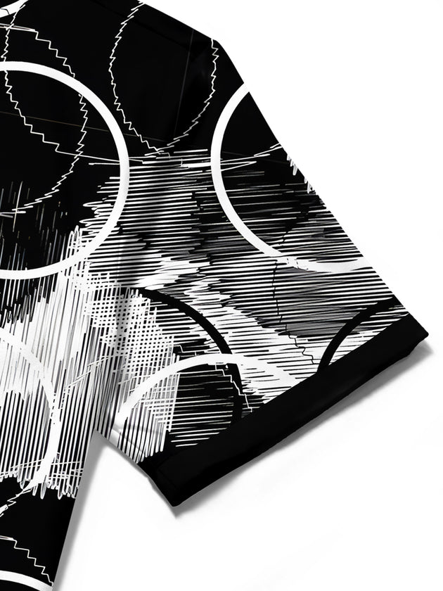 men's printed shirt close-up short sleeve