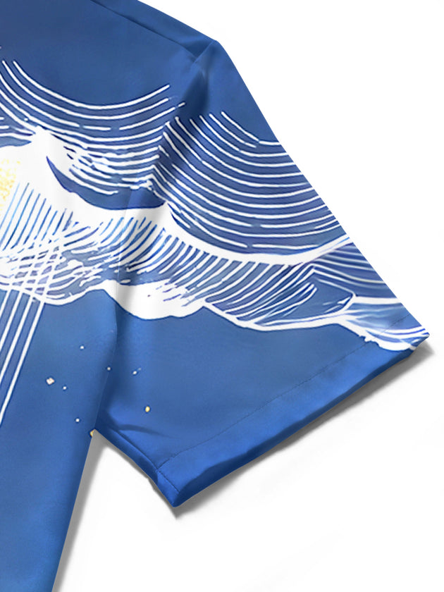 men's printed shirt close-up short sleeve
