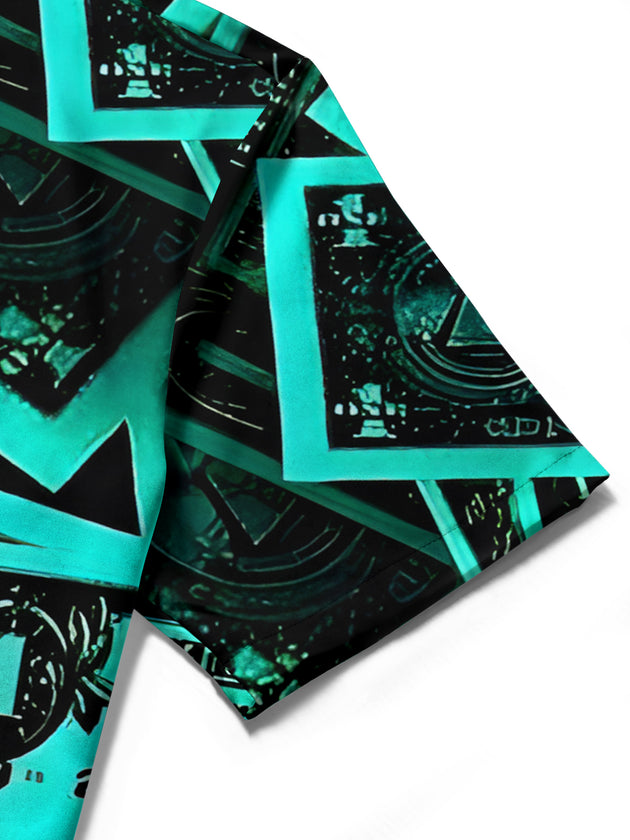 men's printed shirt close-up short sleeve