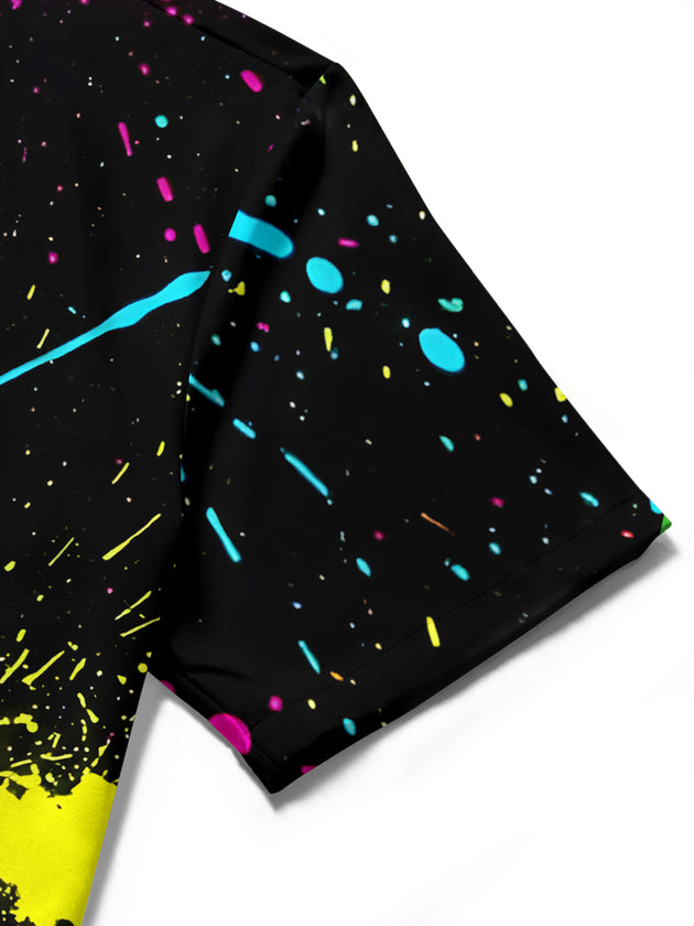 men's printed shirt close-up short sleeve