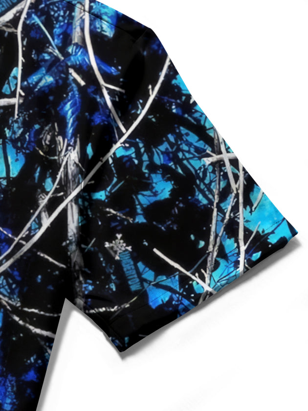 men's printed shirt close-up short sleeve