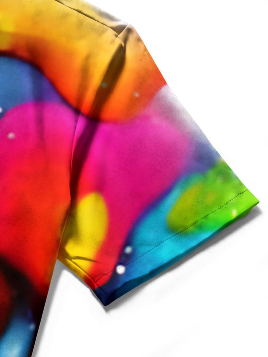men's printed shirt close-up short sleeve