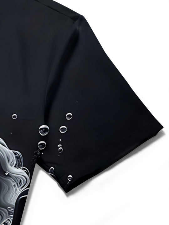men's printed shirt close-up short sleeve
